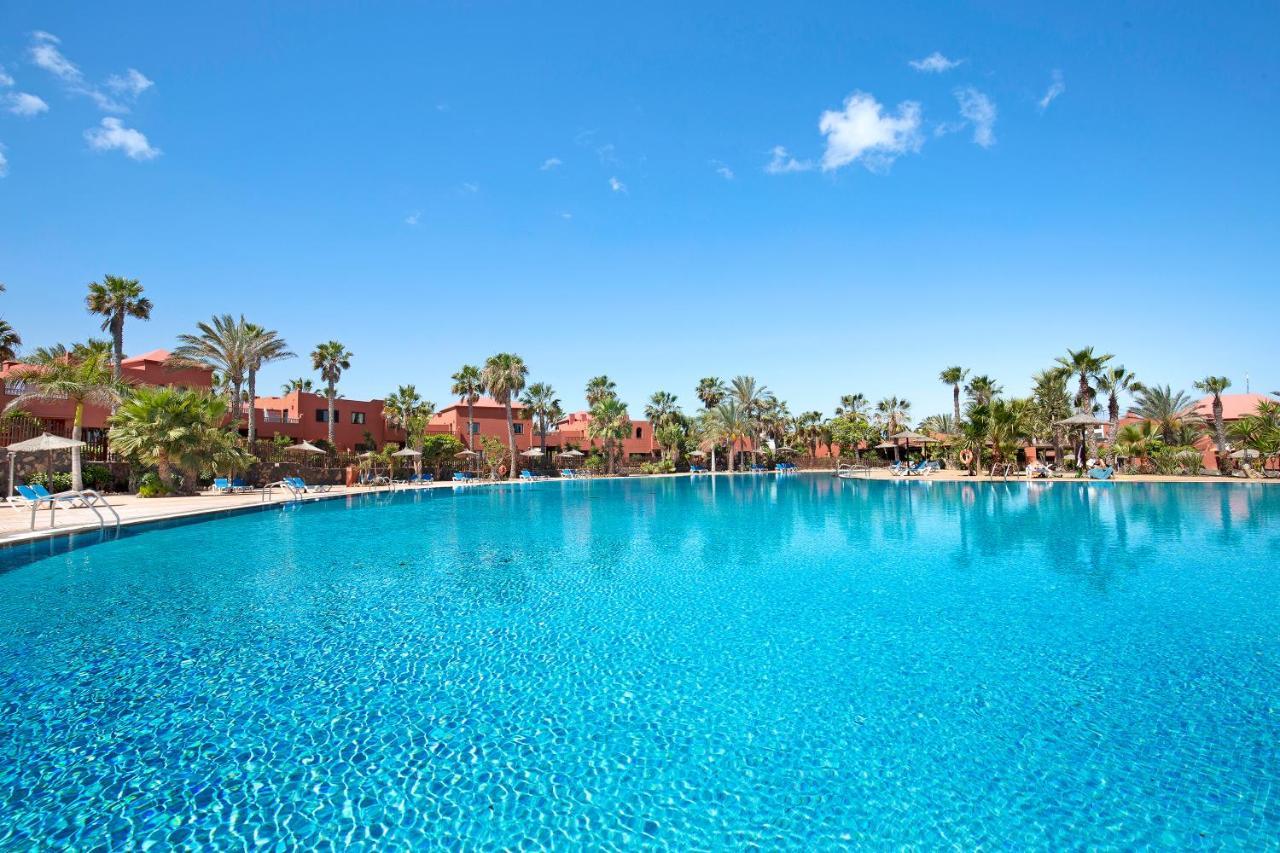 Oasis Tamarindo Sport E Relax Villa Corralejo Bagian luar foto