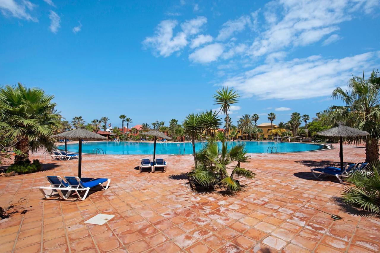 Oasis Tamarindo Sport E Relax Villa Corralejo Bagian luar foto